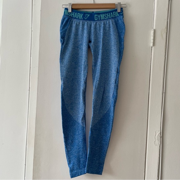 Blue flattering gym shark leggings - Picture 1 of 4